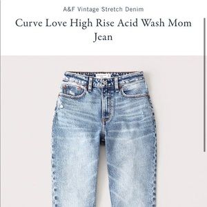 A&F Curve Love High Rise Mom Jean Acid Wash 26S
